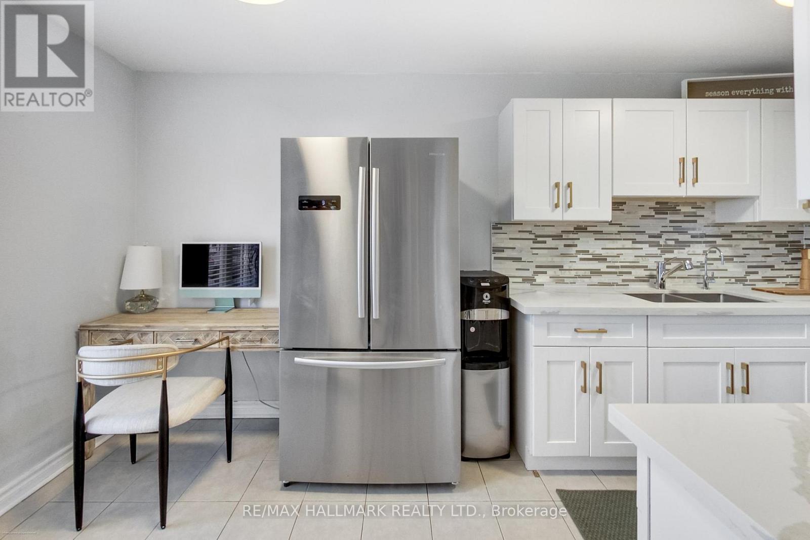 120 - 70 Cass Avenue, Toronto (Tam O'shanter-Sullivan), Ontario  M1T 3P9 - Photo 4 - E12897942