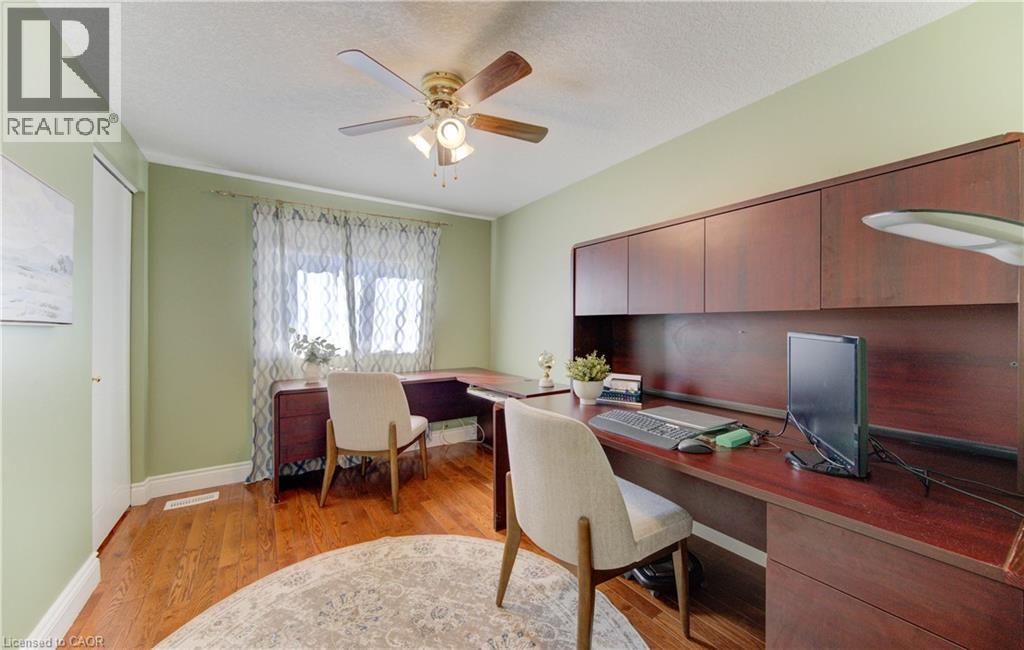 405 Beaver Creek Road, Waterloo, Ontario  N2V 2J8 - Photo 23 - 40811049