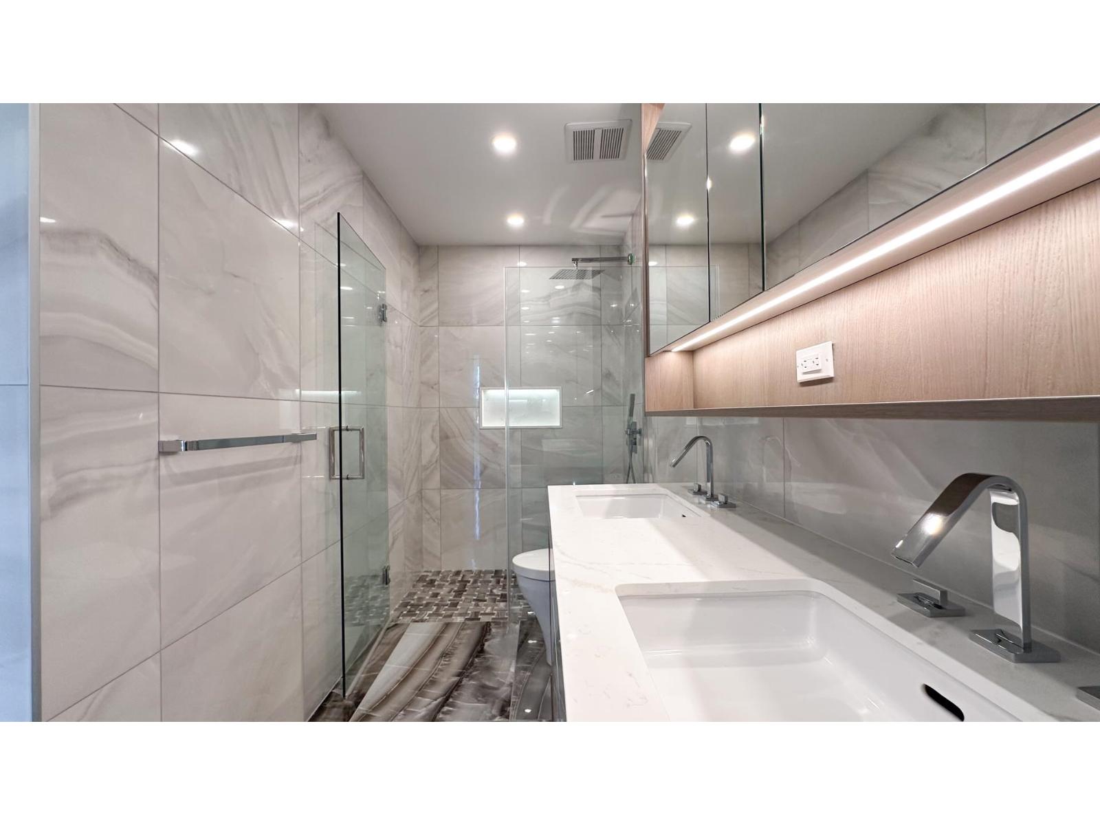 408 1342 Johnston Road, White Rock, British Columbia  V4B 0C7 - Photo 15 - R3101096