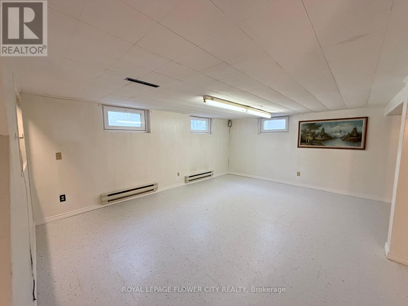 39 Parkside Drive, Newmarket, Ontario  L3Y 4R7 - Photo 17 - N12897592