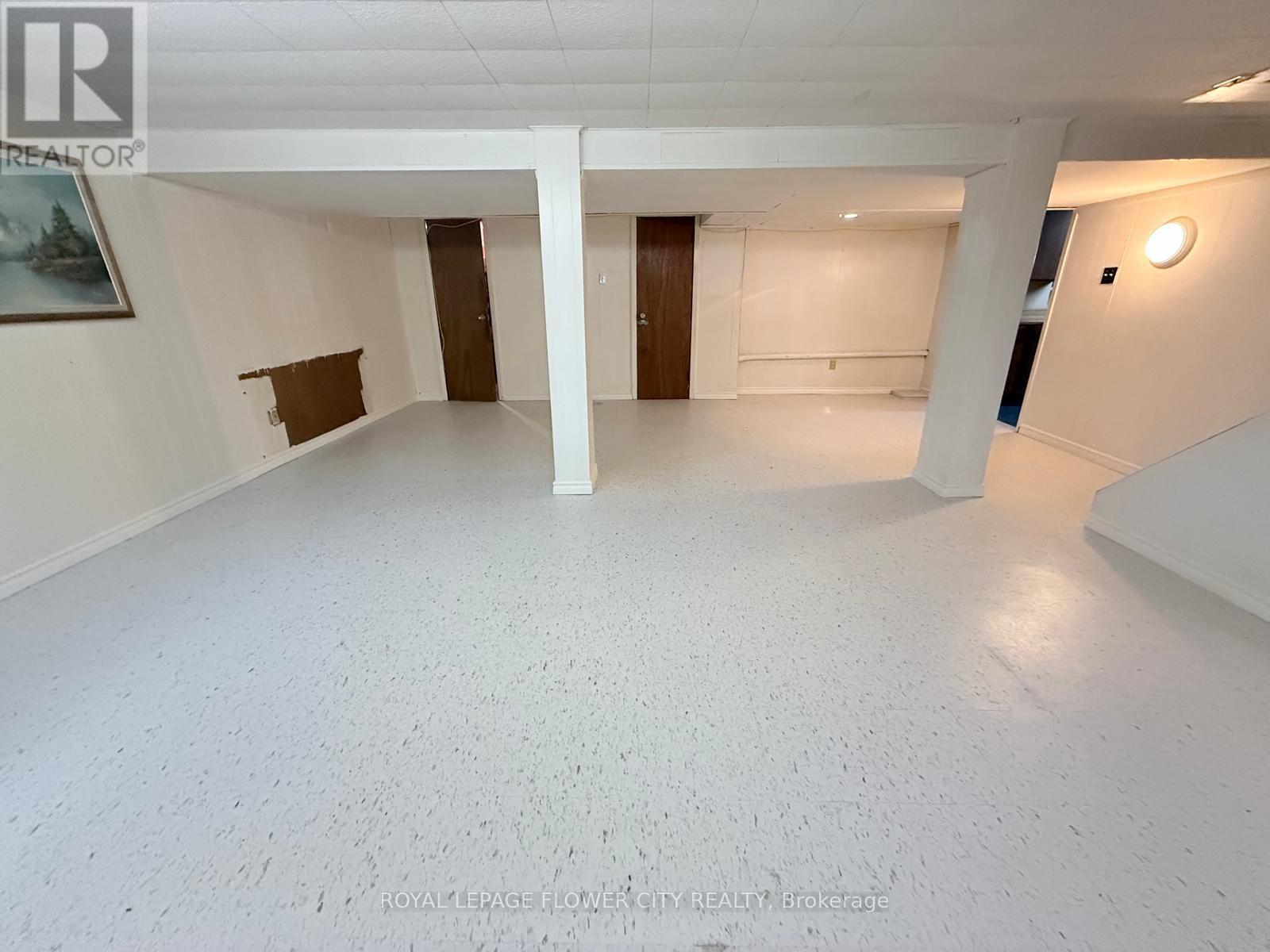 39 Parkside Drive, Newmarket, Ontario  L3Y 4R7 - Photo 19 - N12897592