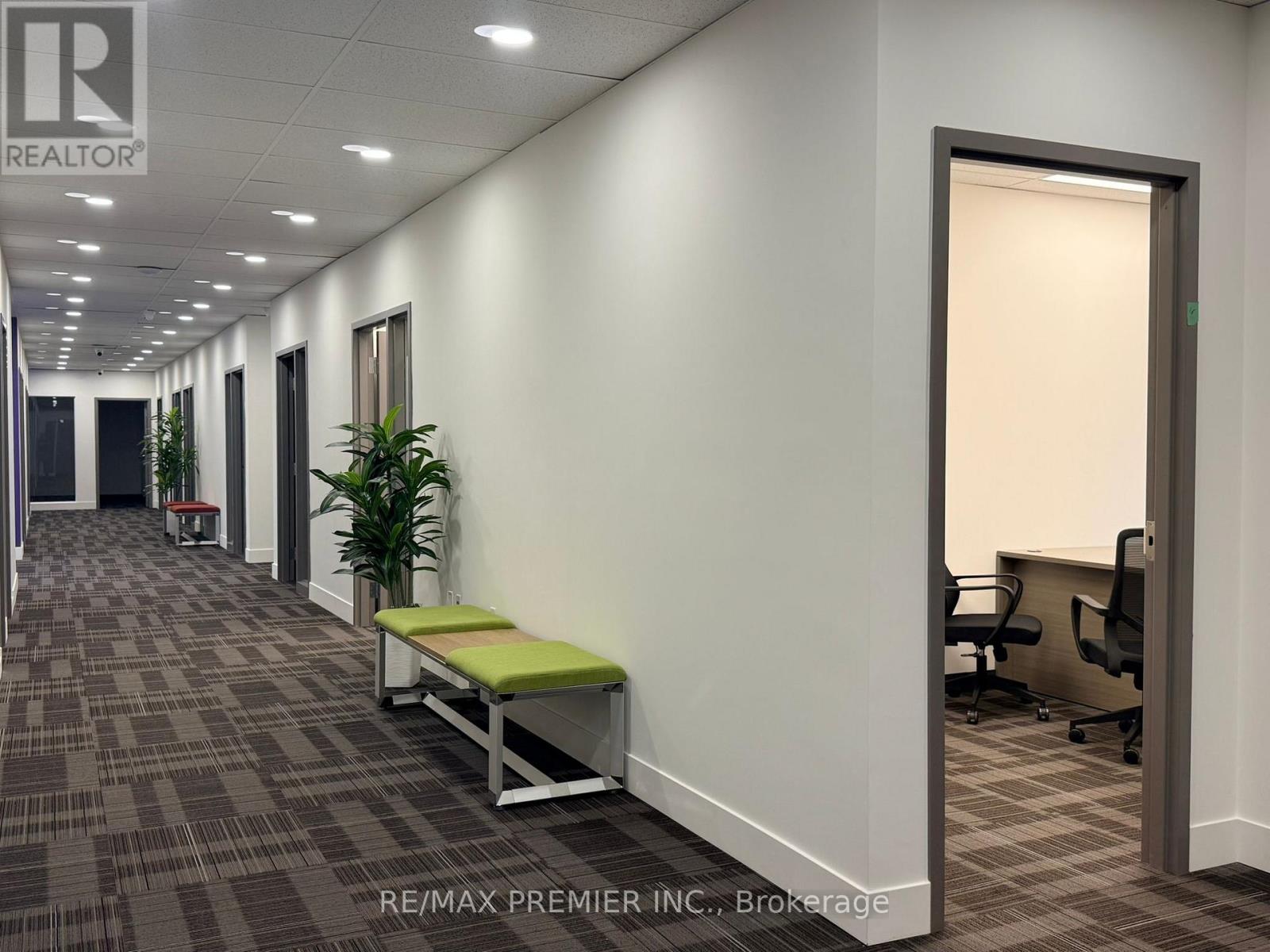 302-08 - 3390 South Service Road, Burlington (Industrial Burlington), Ontario  L7N 3J5 - Photo 35 - W12897940