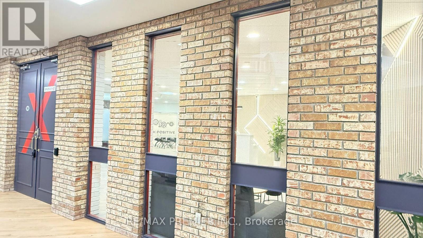 302-08 - 3390 South Service Road, Burlington (Industrial Burlington), Ontario  L7N 3J5 - Photo 8 - W12897940