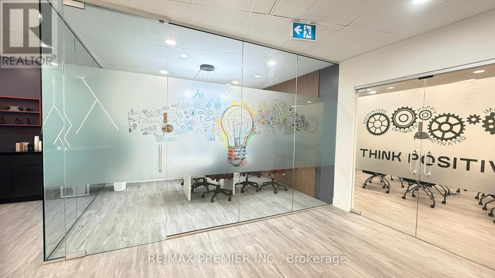 302-05 - 3390 South Service Road, Burlington (Industrial Burlington), Ontario  L7N 3J5 - Photo 26 - W12897952