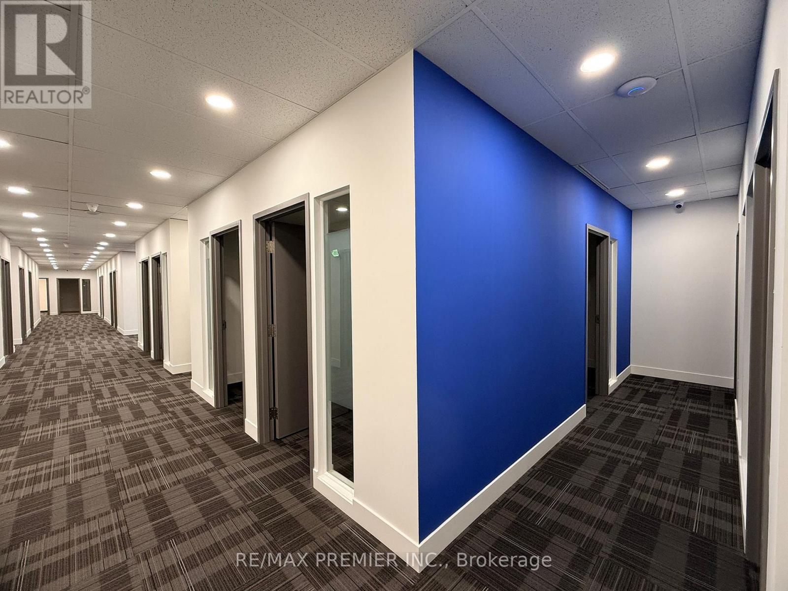 302-05 - 3390 South Service Road, Burlington (Industrial Burlington), Ontario  L7N 3J5 - Photo 40 - W12897952