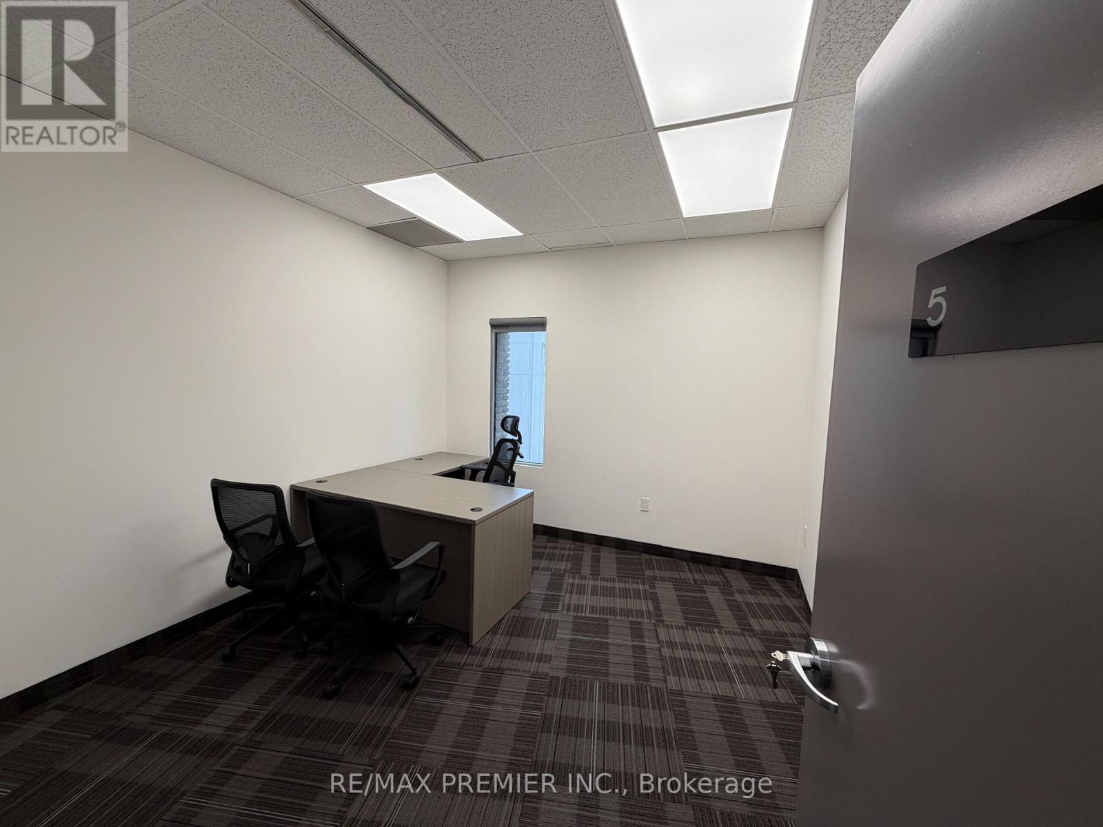 302-05 - 3390 South Service Road, Burlington (Industrial Burlington), Ontario  L7N 3J5 - Photo 48 - W12897952