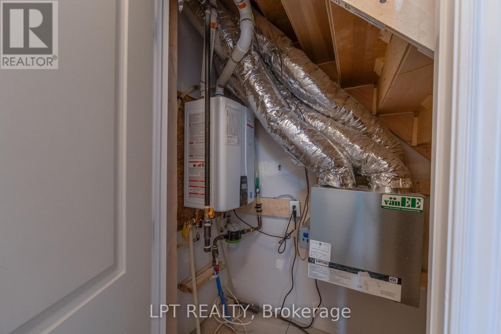 110 - 461 Blackburn Drive S, Brantford, Ontario  N3T 0W9 - Photo 38 - X12897938