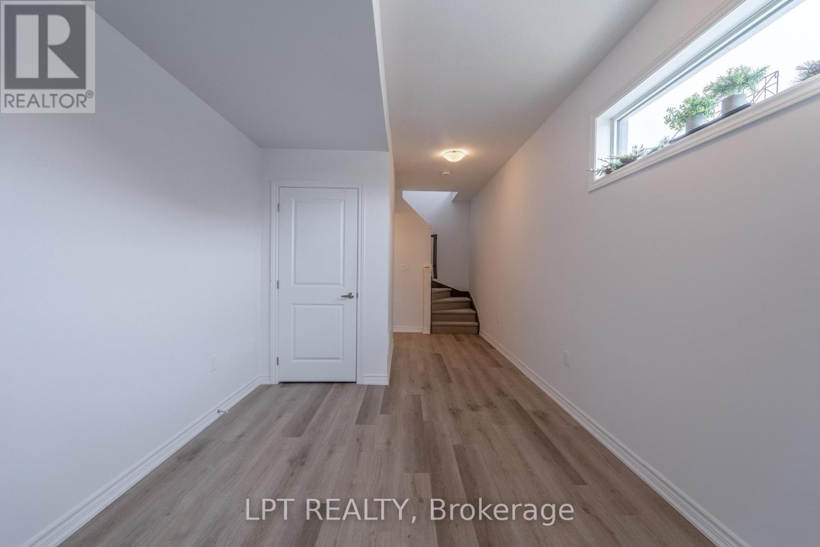 110 - 461 Blackburn Drive S, Brantford, Ontario  N3T 0W9 - Photo 4 - X12897938