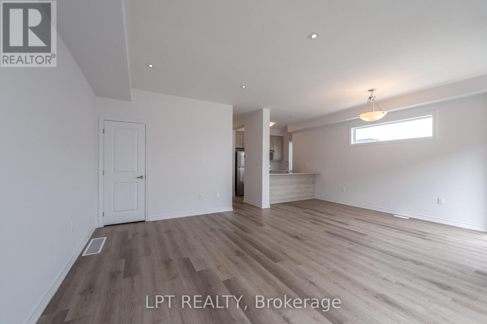 110 - 461 Blackburn Drive S, Brantford, Ontario  N3T 0W9 - Photo 8 - X12897938