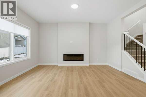 9 Bayview Mews SW, Airdrie, Alberta  T4B 5P1 - Photo 9 - A2293386