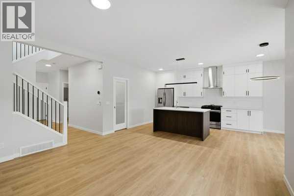 9 Bayview Mews SW, Airdrie, Alberta  T4B 5P1 - Photo 10 - A2293386