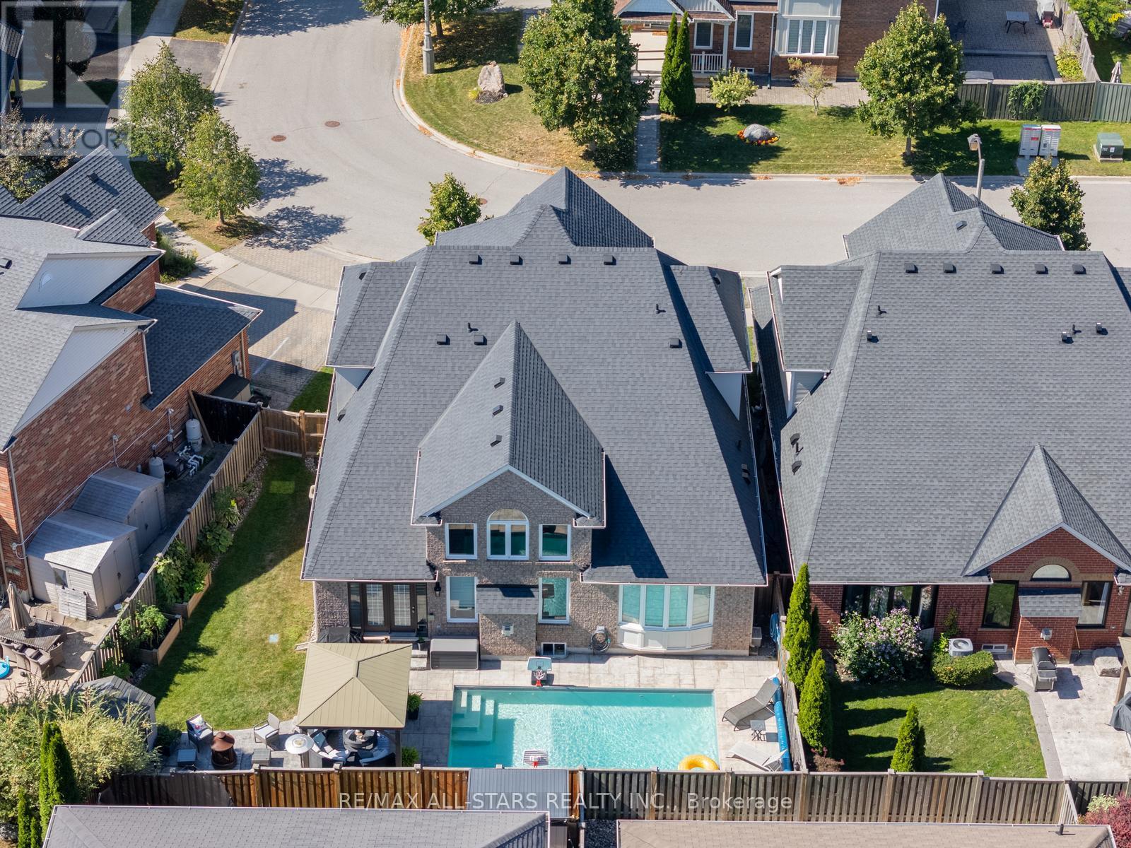 134 Stephensbrook Circle, Whitchurch-Stouffville, Ontario  L4A 0G4 - Photo 4 - N12734624