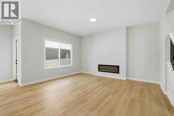 9 Bayview Mews SW, Airdrie, Alberta  T4B 5P1 - Photo 8 - A2293386