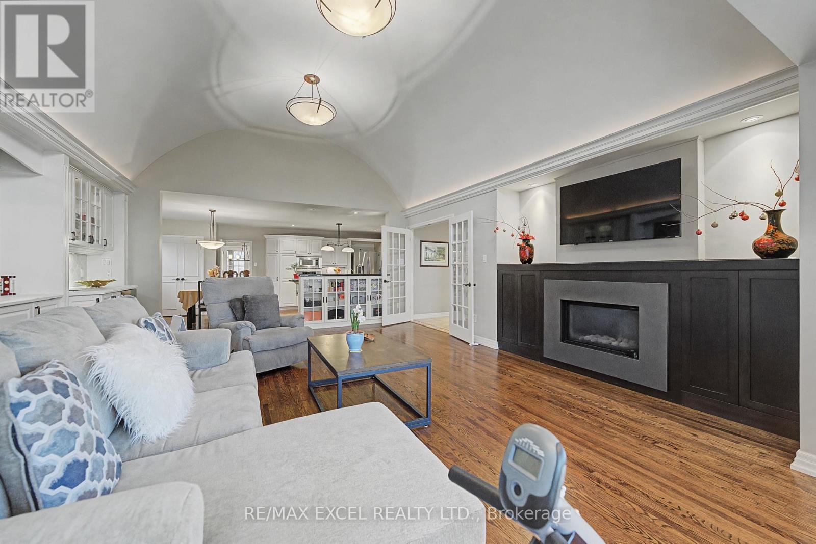 1110 Balmoral Place, Oakville, Ontario  L6J 2L9 - Photo 14 - W12882750