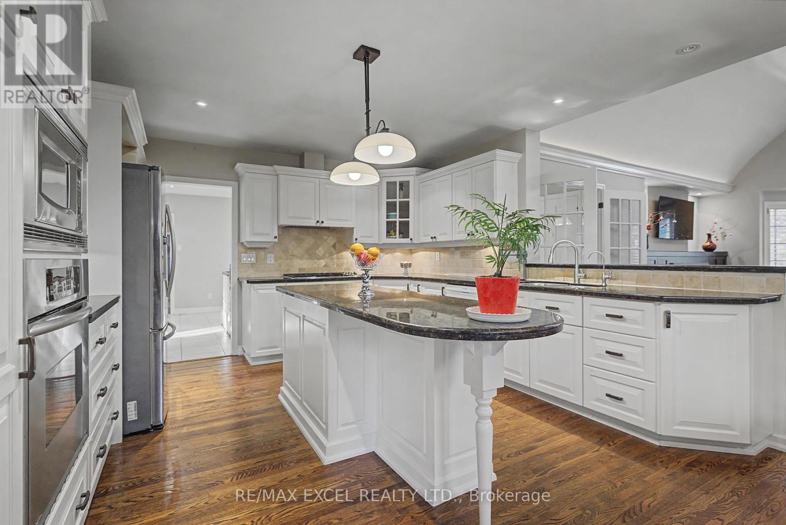 1110 Balmoral Place, Oakville, Ontario  L6J 2L9 - Photo 20 - W12882750