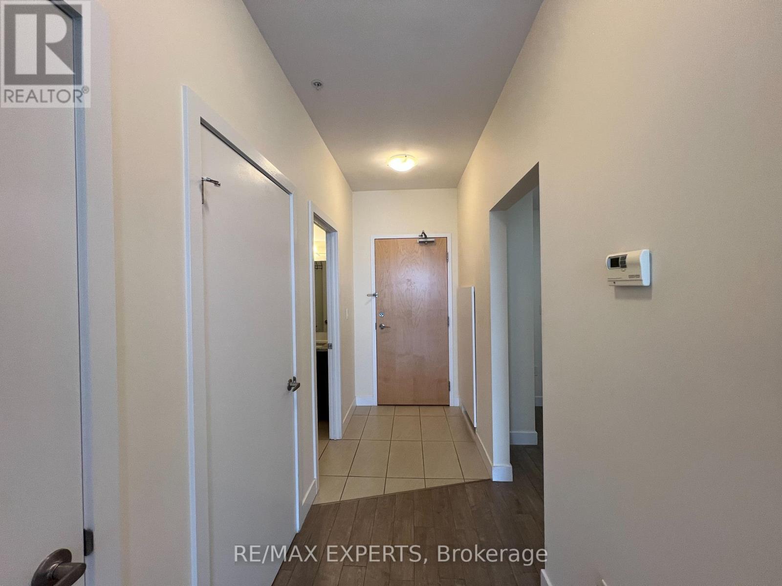 1005 - 100 Garment Street, Kitchener, Ontario  N2G 0C3 - Photo 2 - X12897914