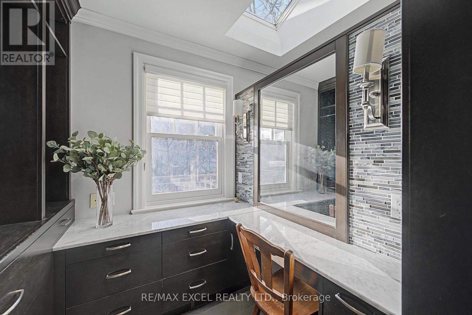 1110 Balmoral Place, Oakville, Ontario  L6J 2L9 - Photo 47 - W12882750