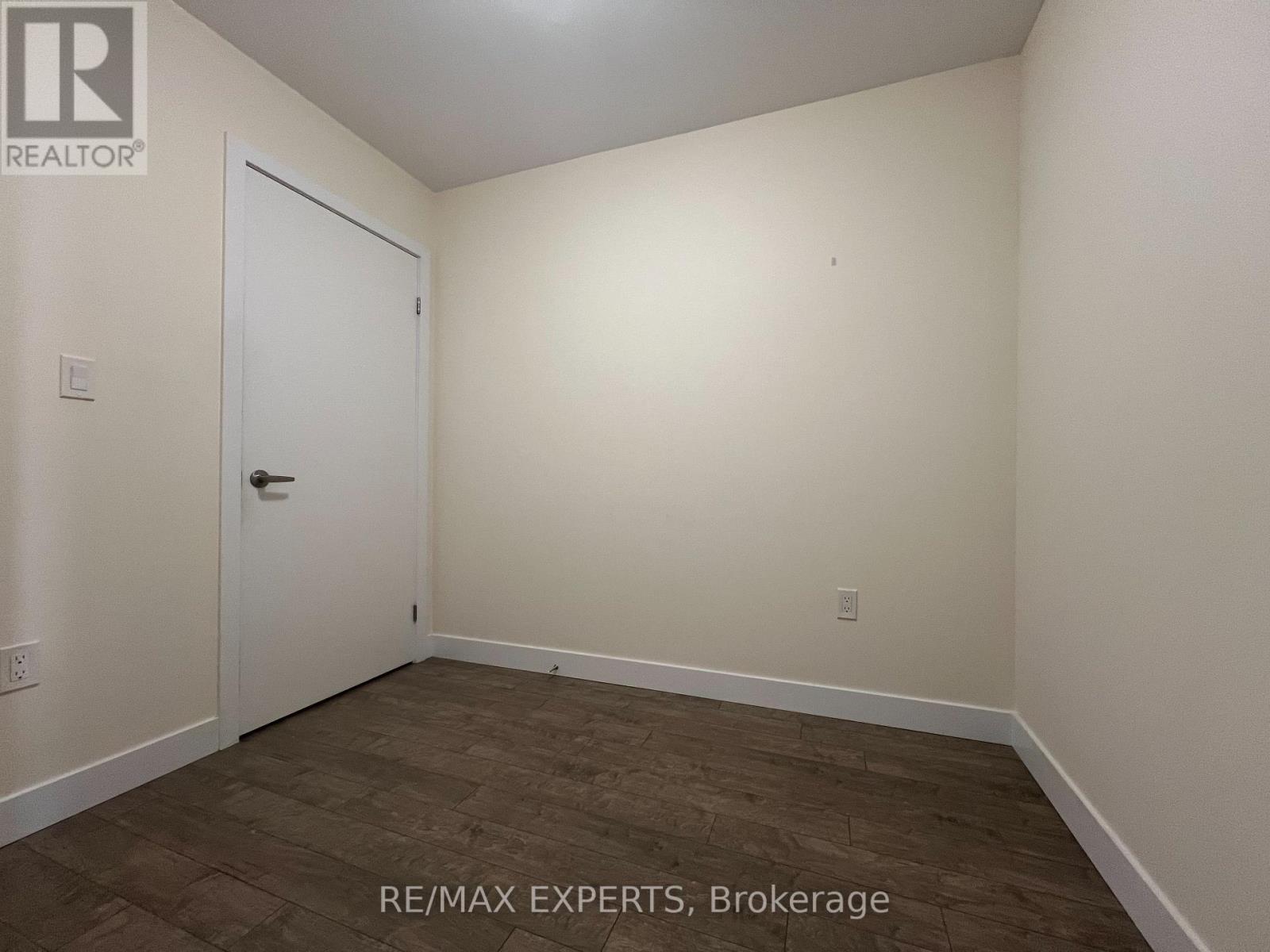 1005 - 100 Garment Street, Kitchener, Ontario  N2G 0C3 - Photo 5 - X12897914