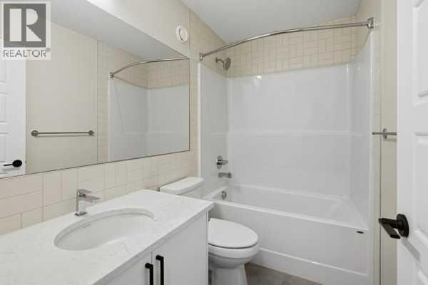 9 Bayview Mews SW, Airdrie, Alberta  T4B 5P1 - Photo 30 - A2293386