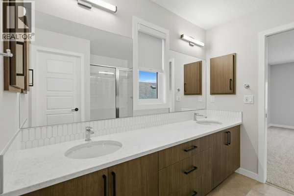 9 Bayview Mews SW, Airdrie, Alberta  T4B 5P1 - Photo 39 - A2293386