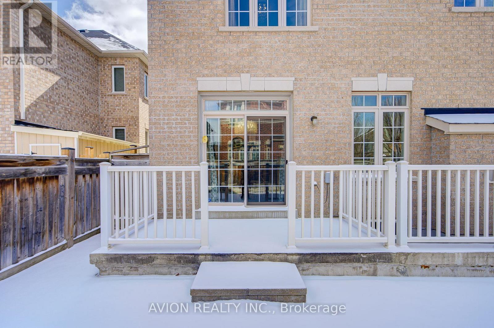 30 Ferrazzano Lane, Vaughan, Ontario L4H 0X2 - Photo 44 - N12893968