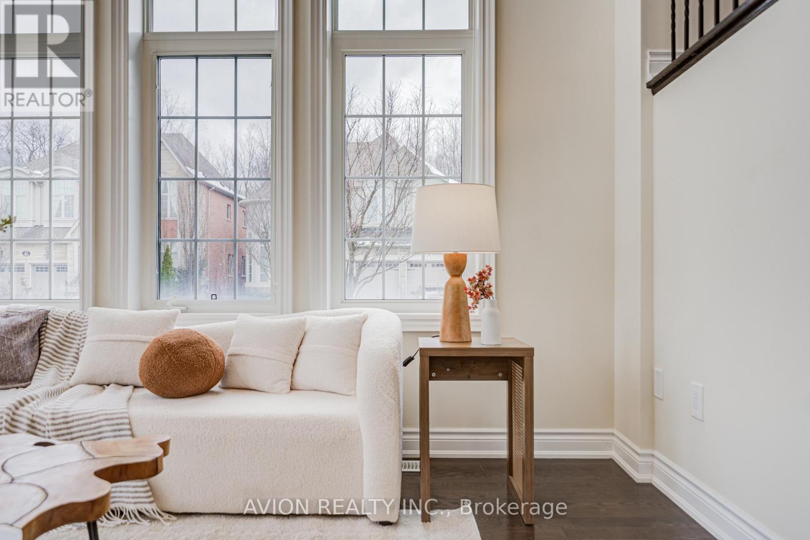 30 Ferrazzano Lane, Vaughan, Ontario L4H 0X2 - Photo 9 - N12893968