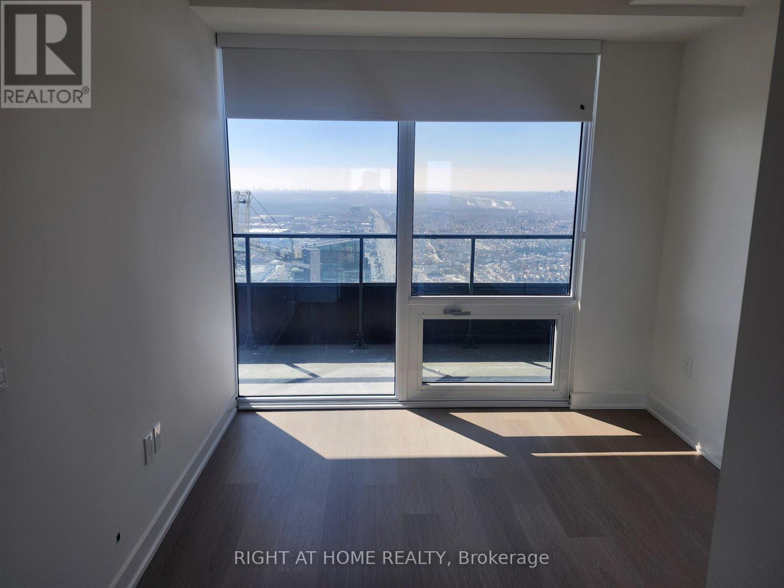 3901 - 448 Burnhamthorpe Road W, Mississauga, Ontario  L5B 4M6 - Photo 16 - W12897832