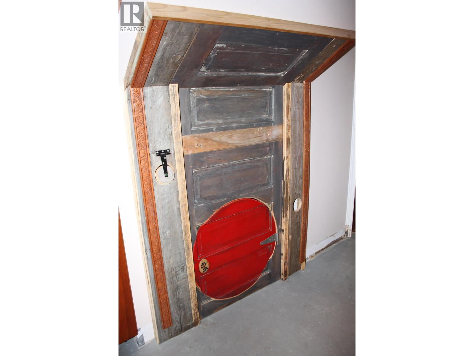 4907 Peasim Court, 108 Mile Ranch, British Columbia  V0K 2Z0 - Photo 21 - R3101055