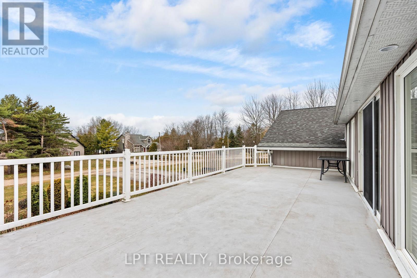 33810 Darryl Court, Bluewater, Ontario  N0M 2T0 - Photo 24 - X12897966