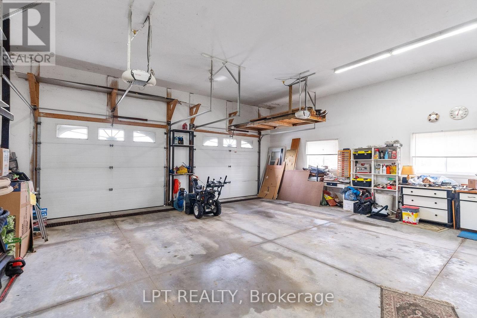 33810 Darryl Court, Bluewater, Ontario  N0M 2T0 - Photo 29 - X12897966