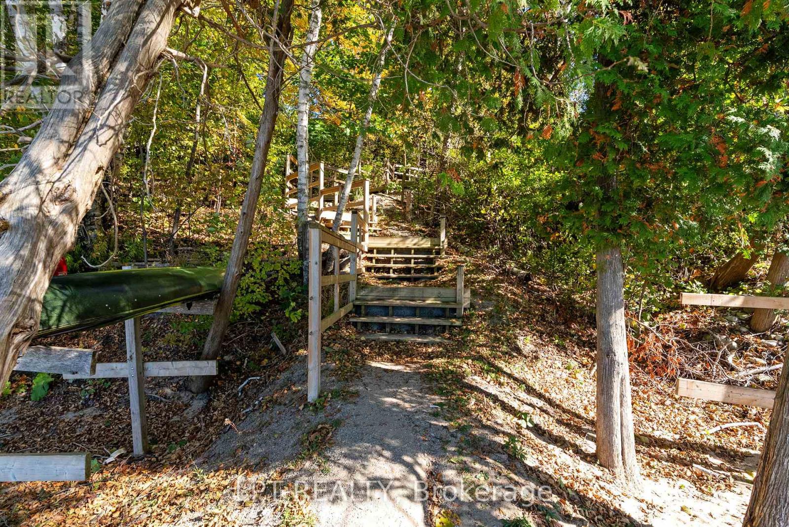 33810 Darryl Court, Bluewater, Ontario  N0M 2T0 - Photo 39 - X12897966