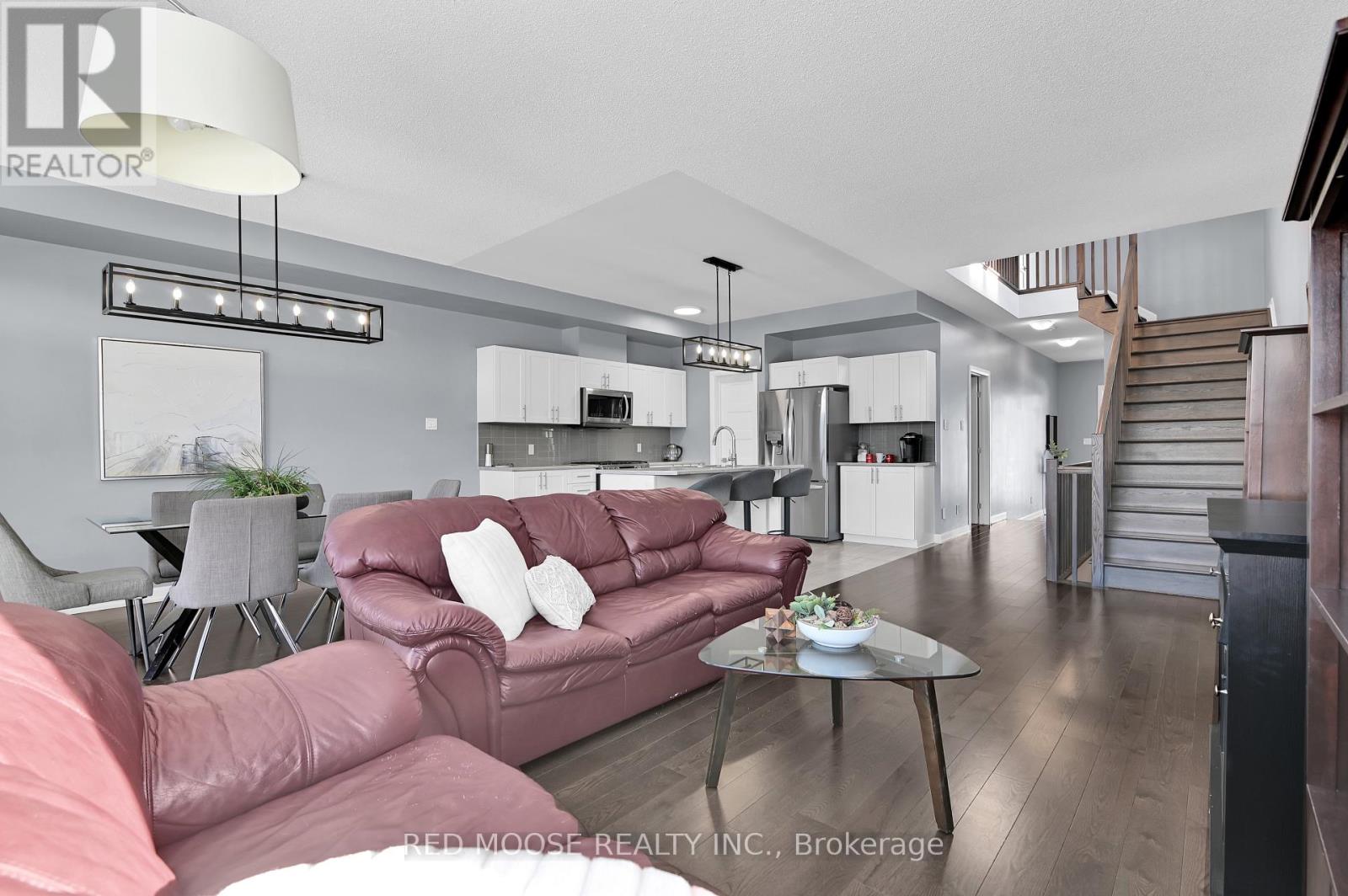 185 Turquoise Street, Clarence-Rockland, Ontario  K4K 0L5 - Photo 13 - X12897976