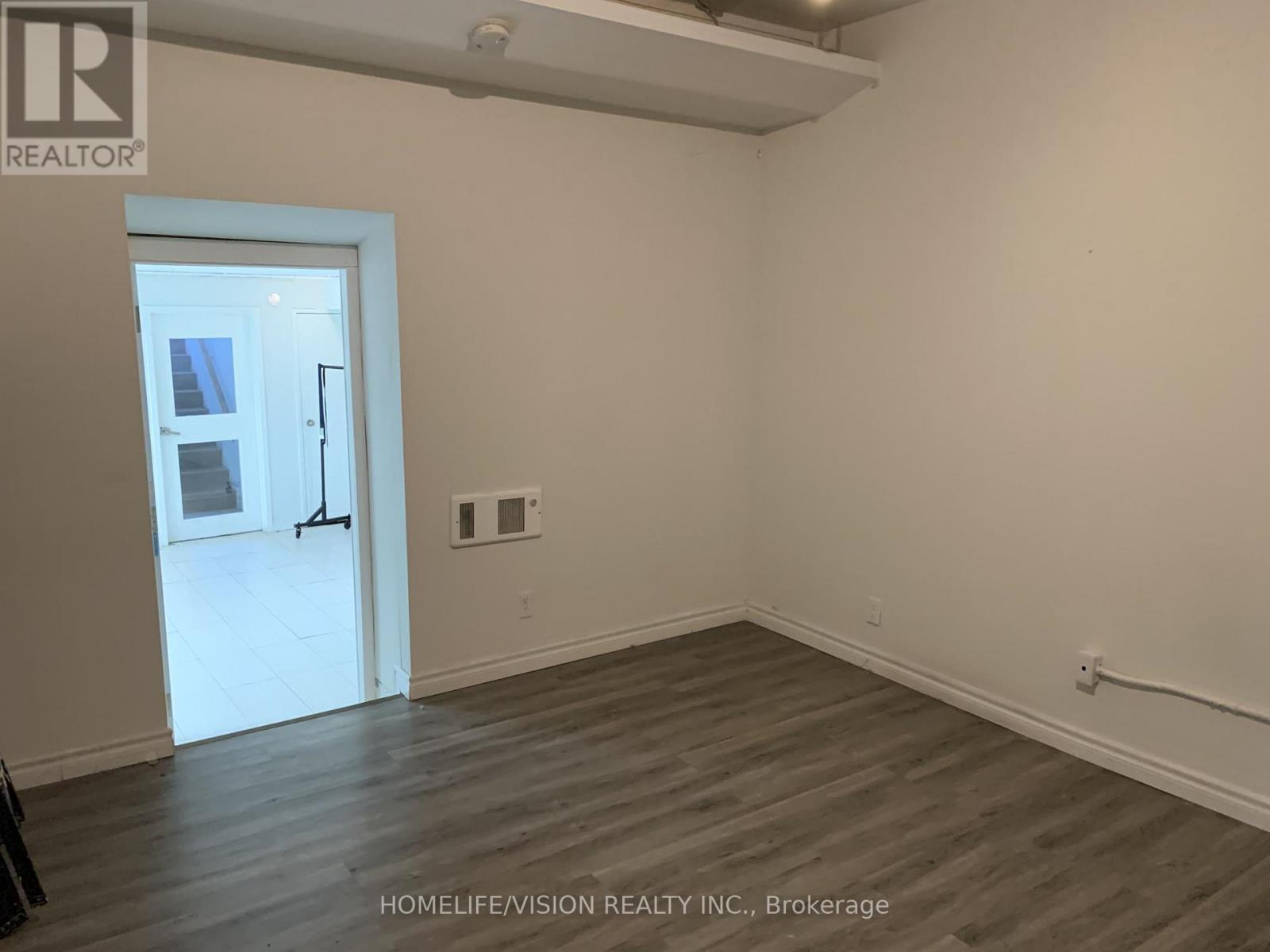 Bsmt - 201 Queen Street E, Toronto (Moss Park), Ontario  M5A 1S2 - Photo 14 - C12897958