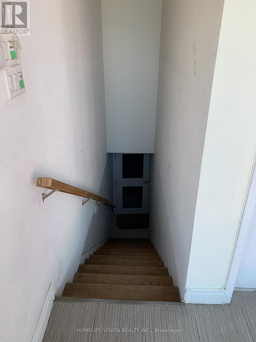 Bsmt - 201 Queen Street E, Toronto (Moss Park), Ontario  M5A 1S2 - Photo 15 - C12897958