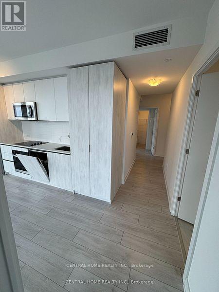 2408 - 5858 Yonge St Street, Toronto (Newtonbrook West), Ontario  M2M 3T3 - Photo 19 - C12897974