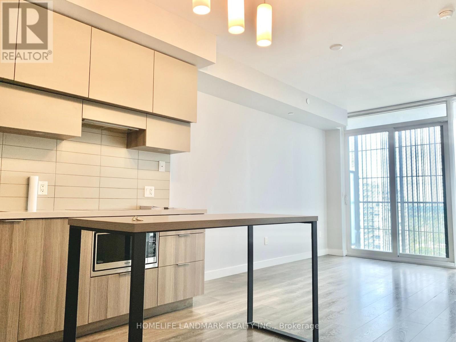 2207 - 8 Eglinton Avenue E, Toronto (Mount Pleasant West), Ontario  M4P 0C1 - Photo 11 - C12897990