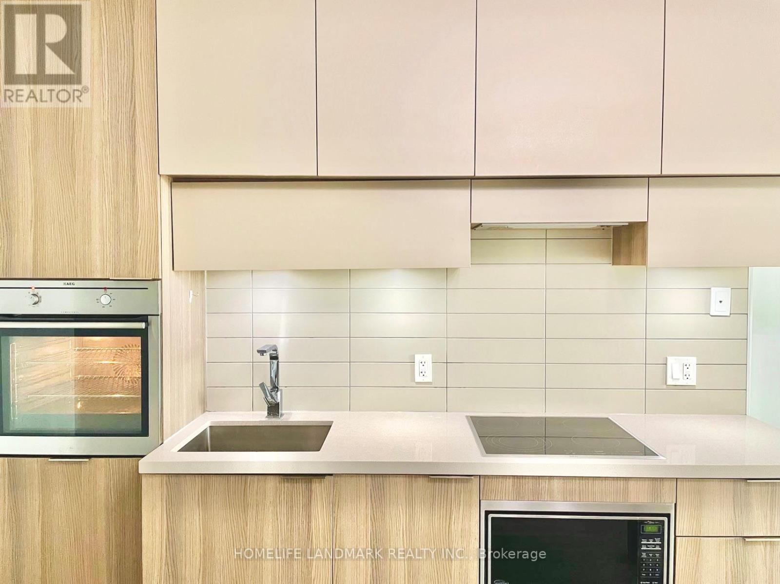 2207 - 8 Eglinton Avenue E, Toronto (Mount Pleasant West), Ontario  M4P 0C1 - Photo 9 - C12897990