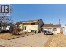 553 11 Street, Fort Macleod, Alberta