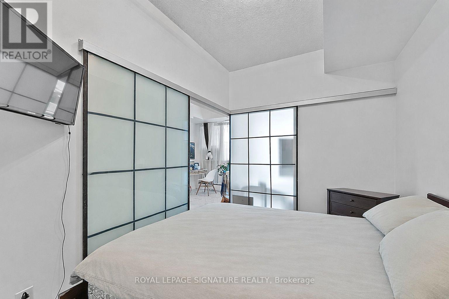 517 - 51 East Liberty Street, Toronto, Ontario  M6K 3P8 - Photo 7 - C12864248