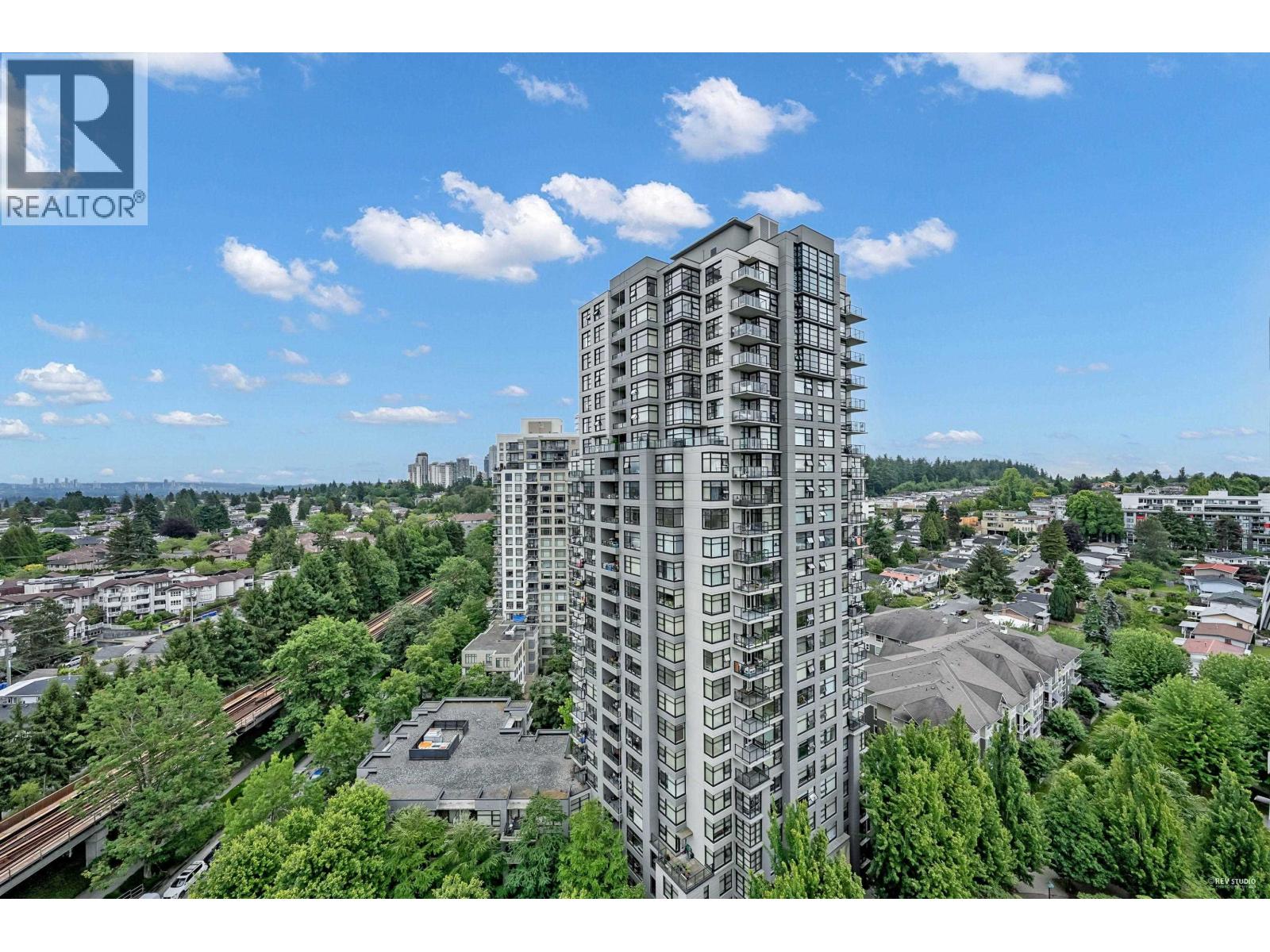 2002 3663 Crowley Drive, Vancouver, British Columbia  V5R 6H4 - Photo 14 - R3101101