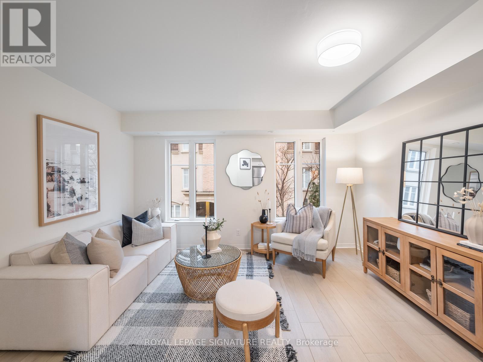 712 - 42 WESTERN BATTERY ROAD, Toronto, Ontario