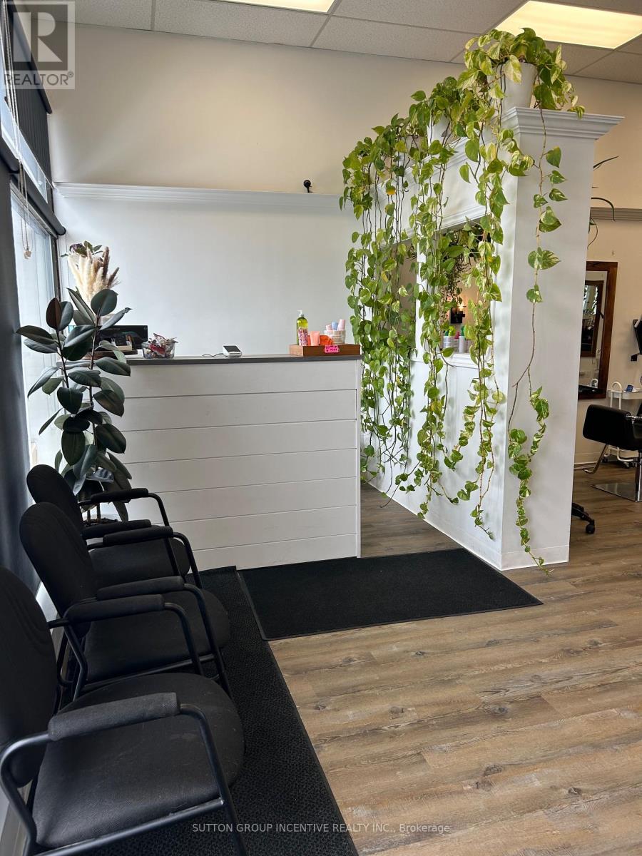 515 - 34 CEDAR POINTE DRIVE, Barrie, Ontario