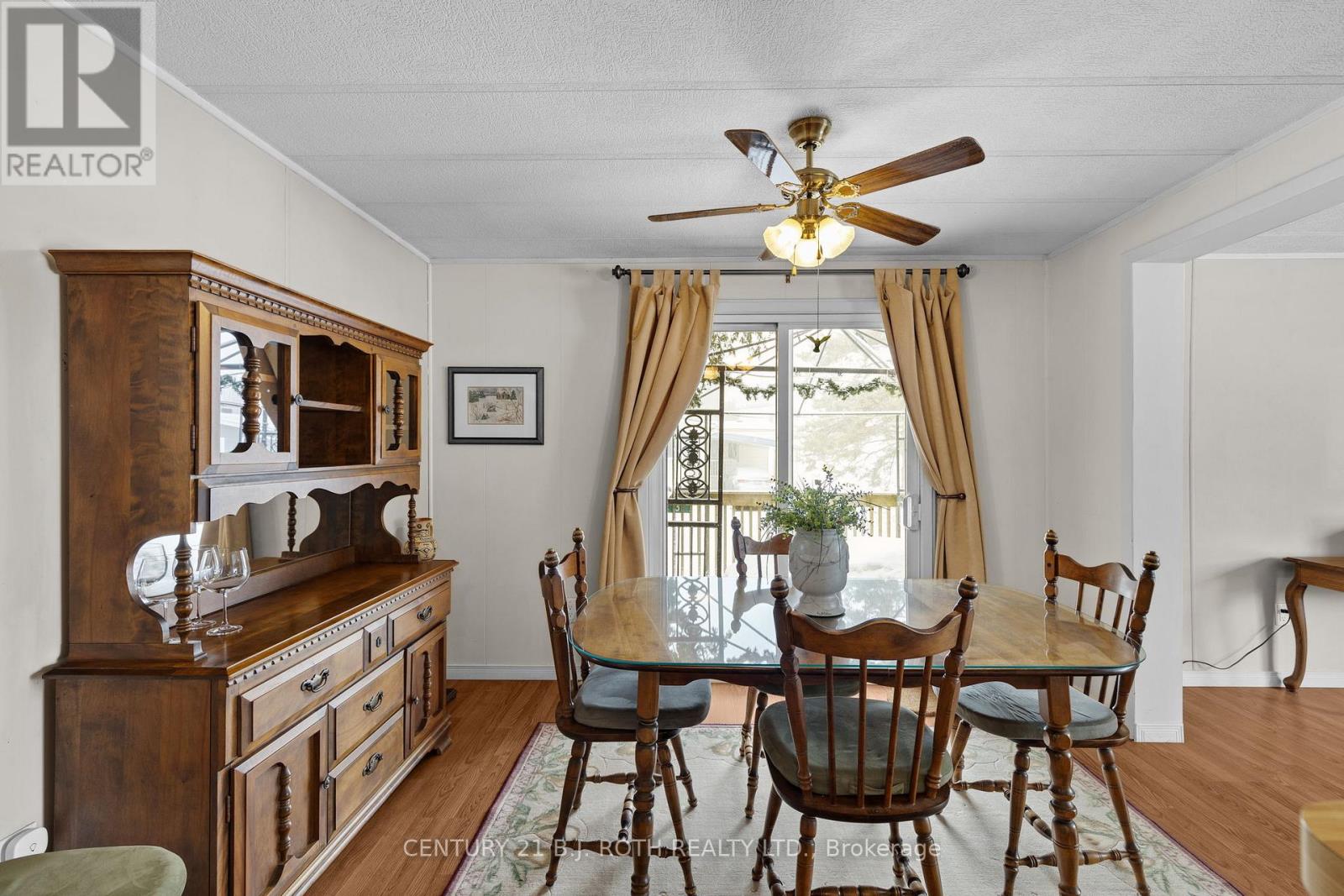 3 Donald Street, Oro-Medonte, Ontario  L0L 1T0 - Photo 7 - S12898000