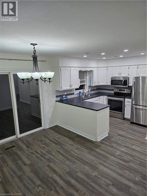 446 Springbank Avenue, Woodstock, Ontario  N4T 1H8 - Photo 2 - 40813400