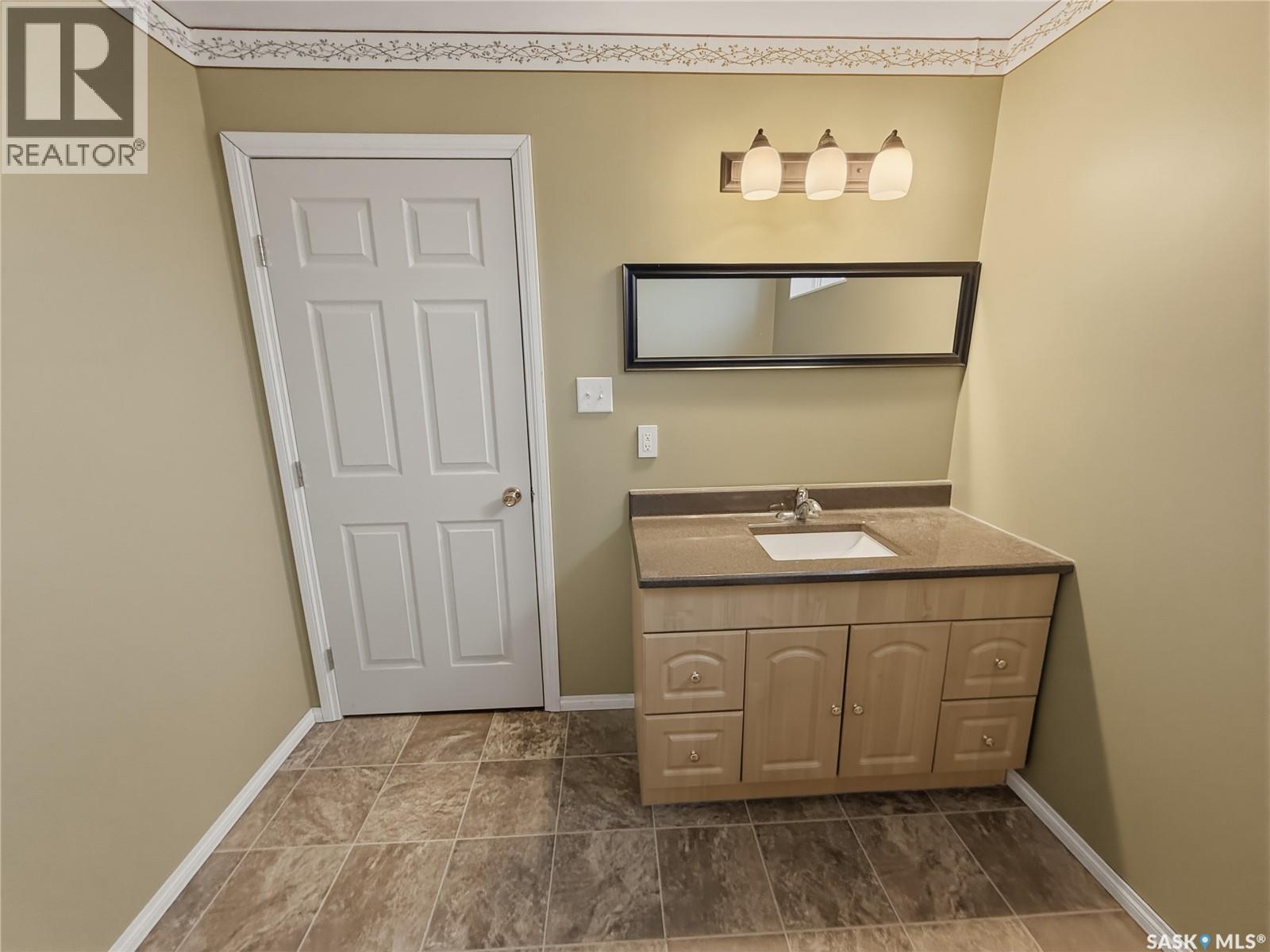 13 Smith Street, Stewart Valley, Saskatchewan  S0N 2P0 - Photo 19 - SK030766