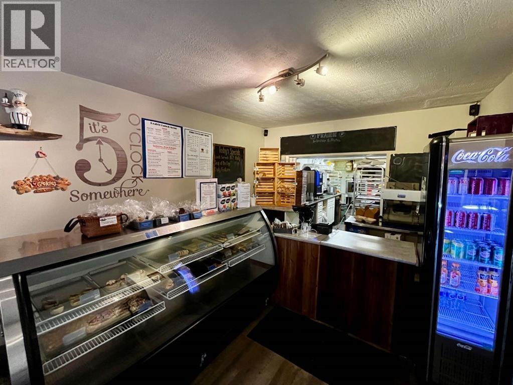 4926 50 Avenue, Vermilion, Alberta  T9X 1A4 - Photo 5 - A2251160