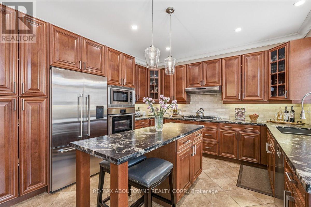 3260 Ribble Crescent, Oakville, Ontario  L6M 0B1 - Photo 19 - W12897988