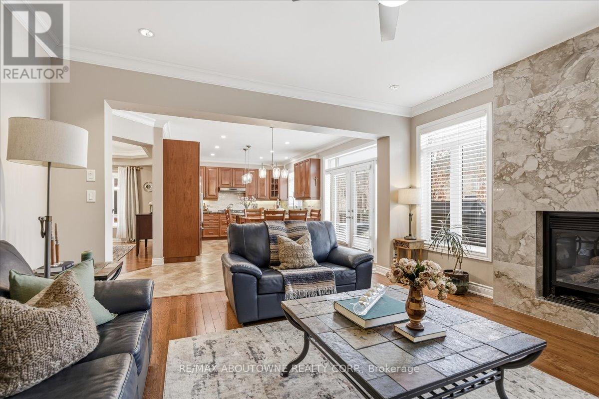 3260 Ribble Crescent, Oakville, Ontario  L6M 0B1 - Photo 17 - W12897988