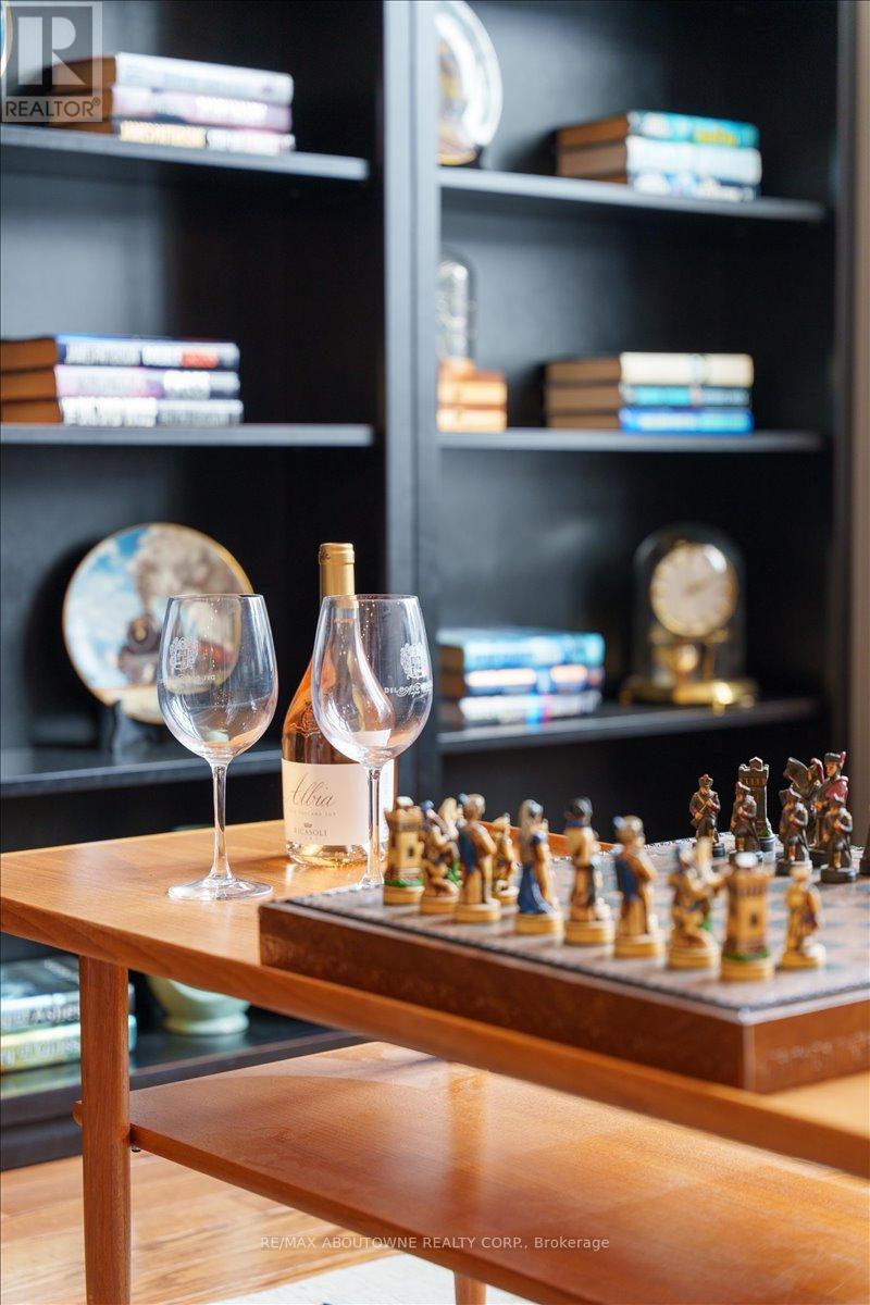 3260 Ribble Crescent, Oakville, Ontario  L6M 0B1 - Photo 7 - W12897988