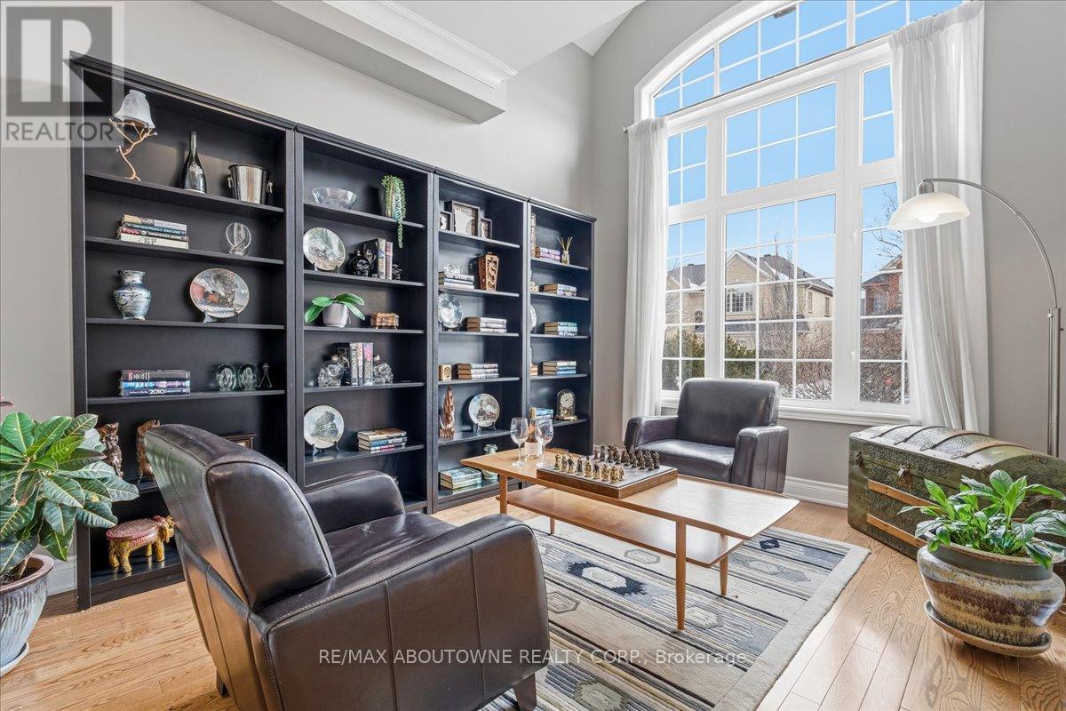 3260 Ribble Crescent, Oakville, Ontario  L6M 0B1 - Photo 6 - W12897988